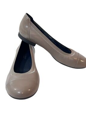 Naturalizer Therese Slip On Leather Loafers Flats Womens New Taupe